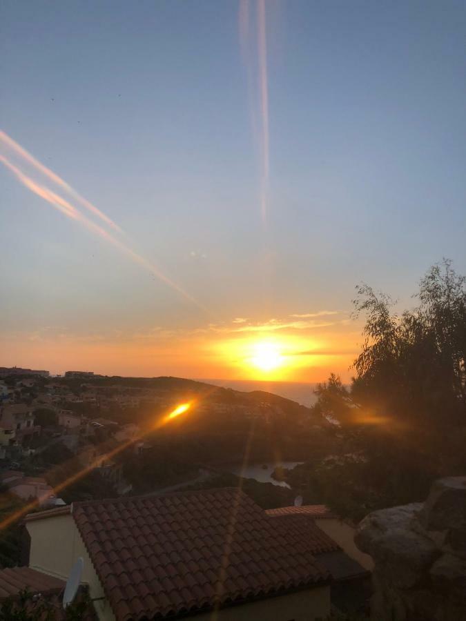 Sardegna-Ferienwohnung Mit Emotionale Meeres Blick Torre dei Corsari Eksteriør billede